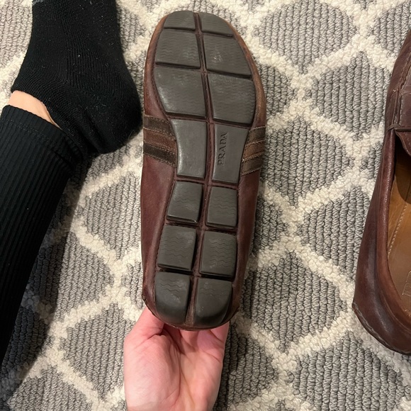 MENS PRADA LOAFERS SIZE 8 - Picture 2 of 4